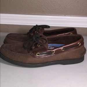 Brown Sperry Topsider boat shoes